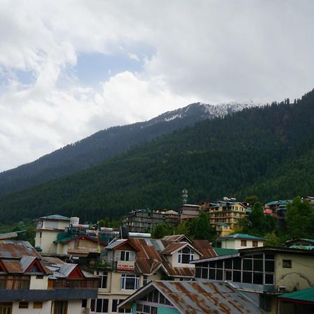 Hotel Magnolia Mallroad Manali Εξωτερικό φωτογραφία