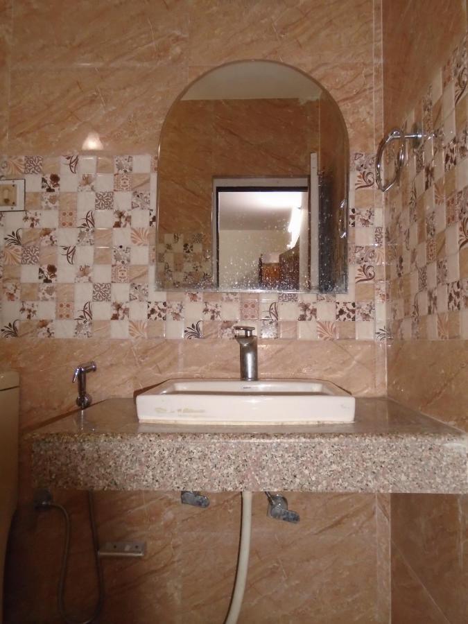 Hotel Magnolia Mallroad Manali Εξωτερικό φωτογραφία