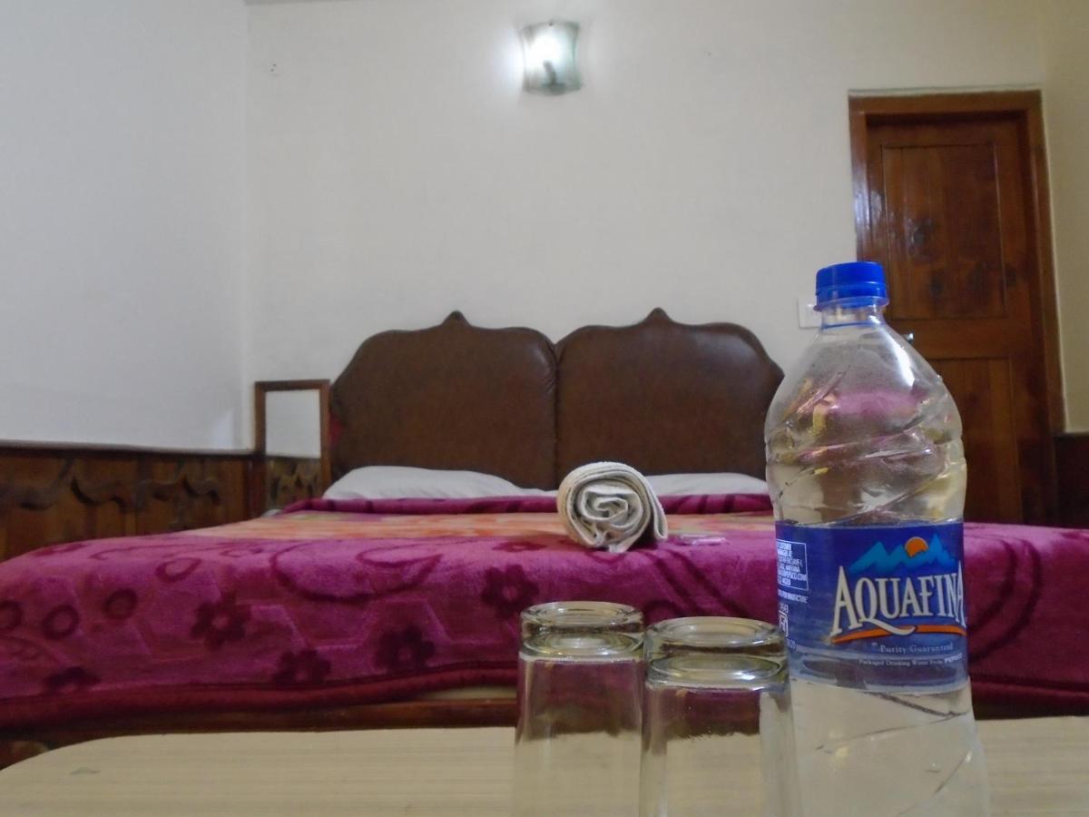 Hotel Magnolia Mallroad Manali Εξωτερικό φωτογραφία