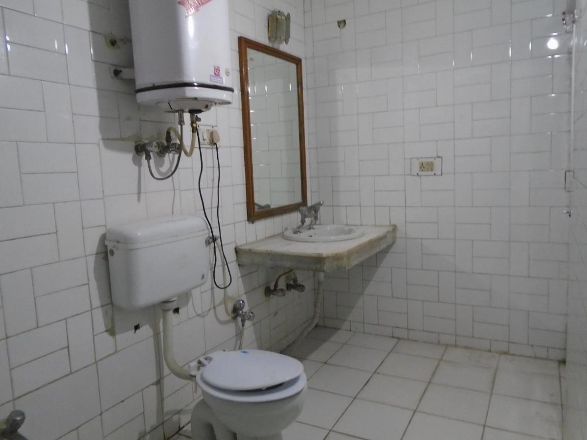 Hotel Magnolia Mallroad Manali Εξωτερικό φωτογραφία