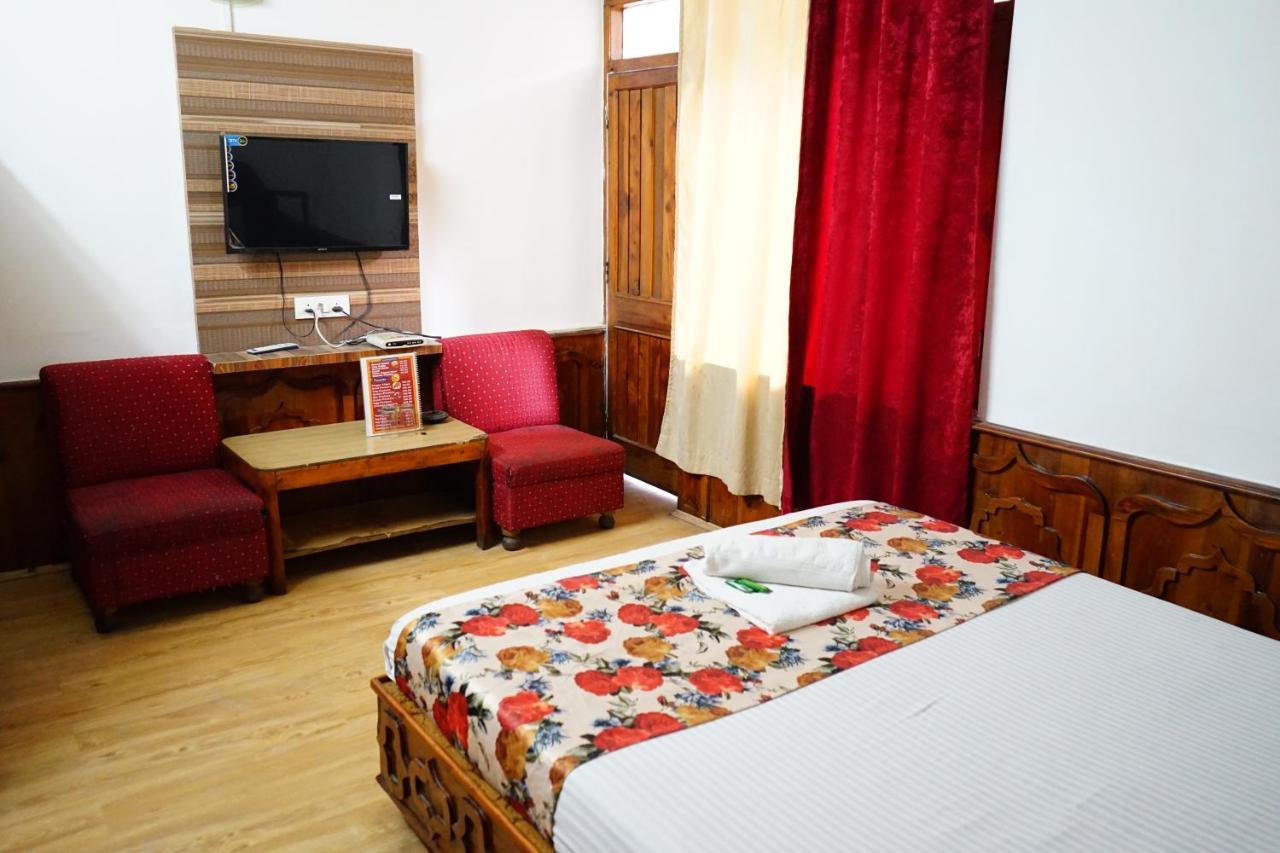 Hotel Magnolia Mallroad Manali Εξωτερικό φωτογραφία