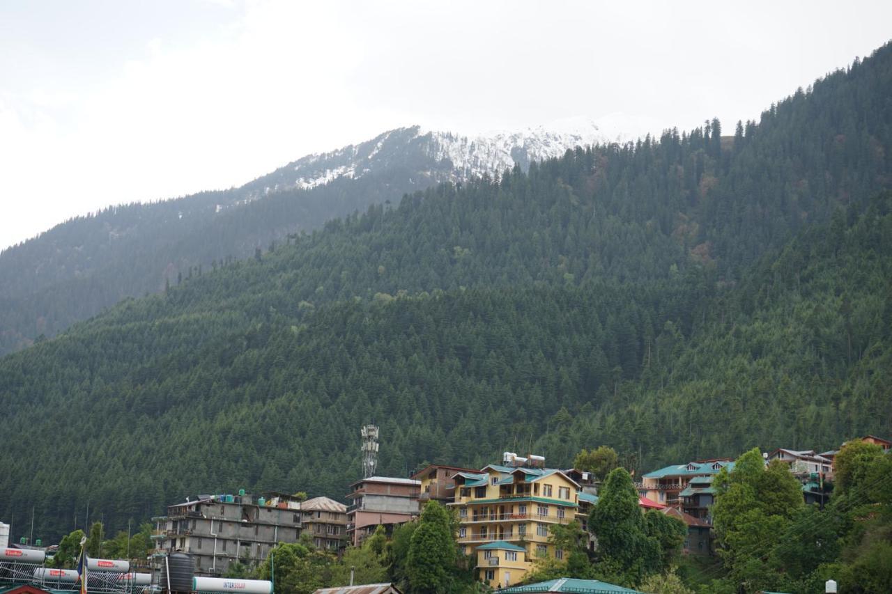 Hotel Magnolia Mallroad Manali Εξωτερικό φωτογραφία